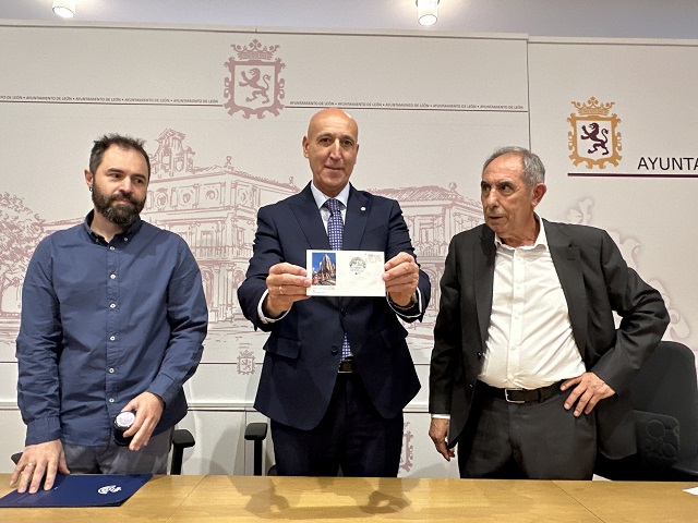 conjunto filatélico-26.jpg