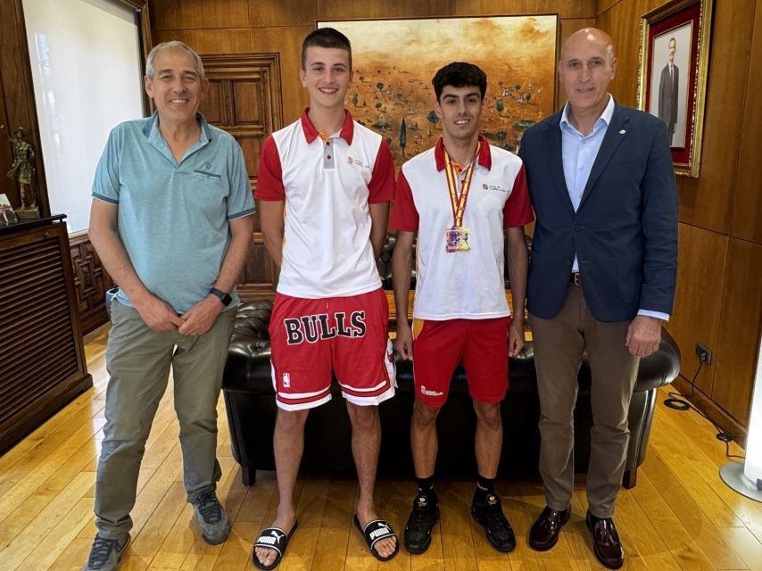 Recepción-Albert- García-bronce-taekwondo-010720126.JPG
