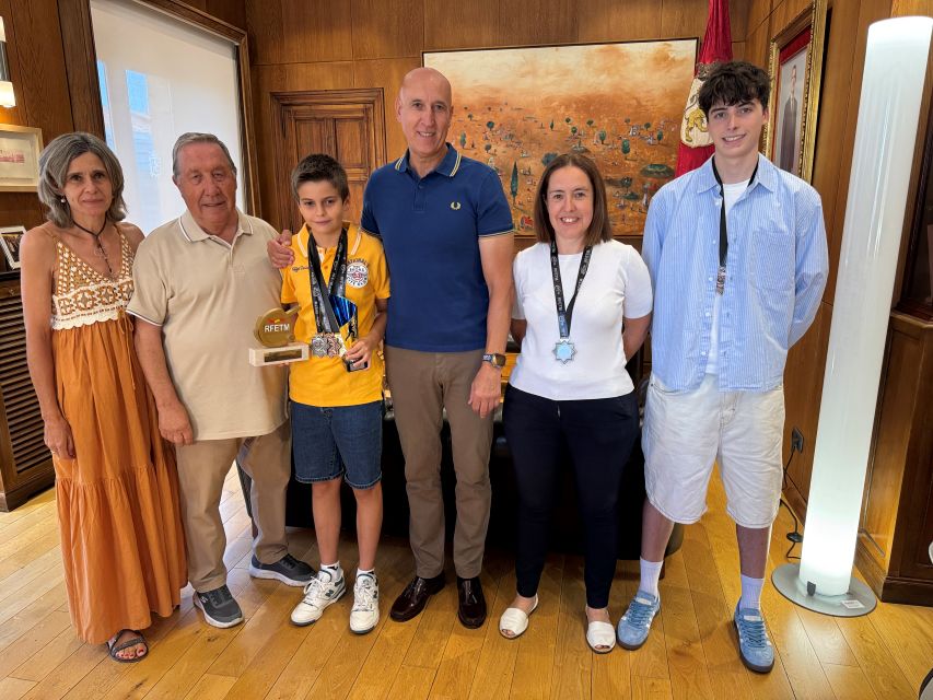 Recepción-medallistas-Atlético-León-Tenis- Mesa-27072026.JPG